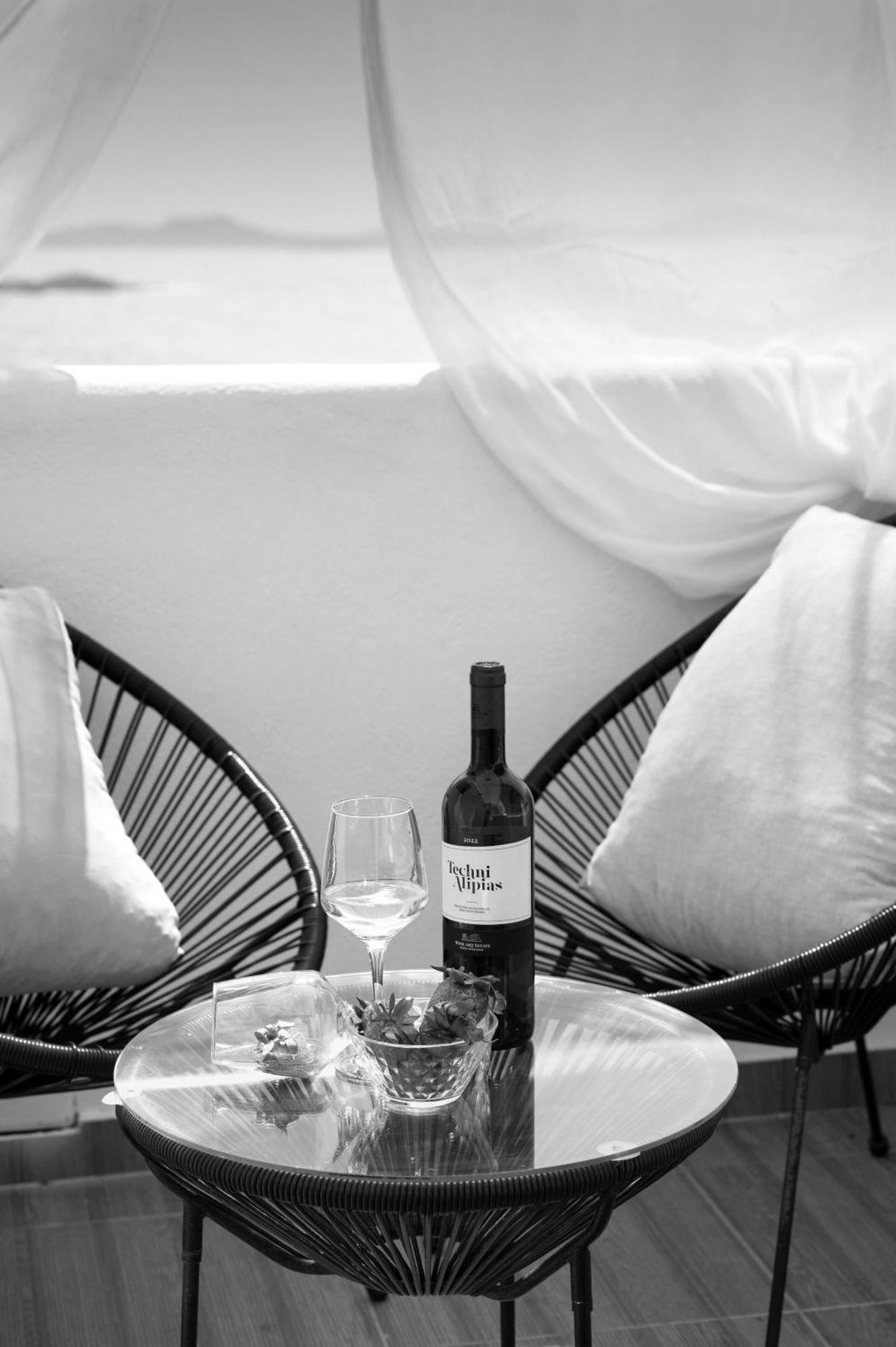 Amelie Suites Mykonos Agios Stefanos  Bagian luar foto